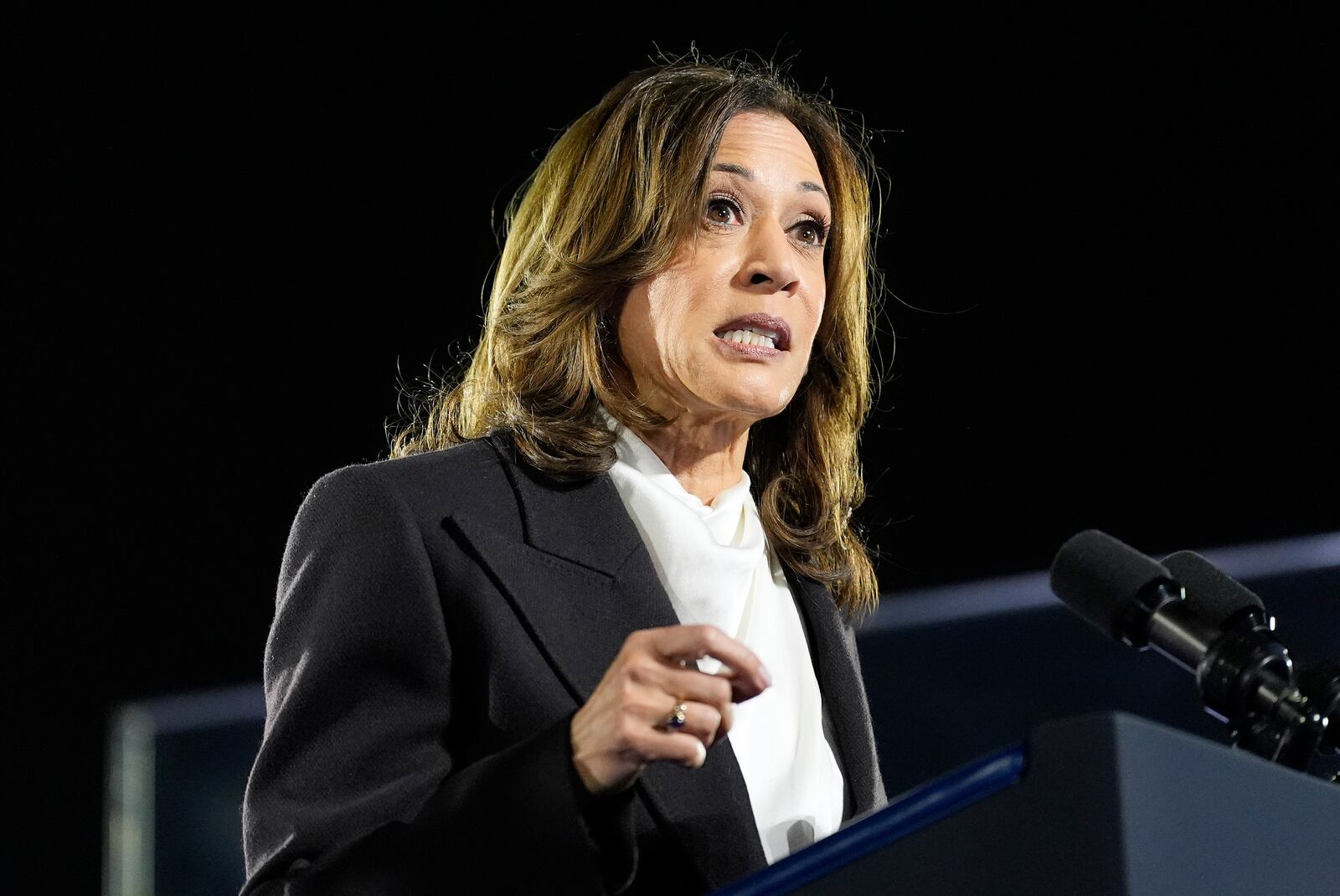 Democratic presidential nominee Vice President Kamala Harris speaks during a campaign event at the Ellipse near the White House in Washington, Tuesday, Oct. 29, 2024. (AP Photo/Jacquelyn Martin)