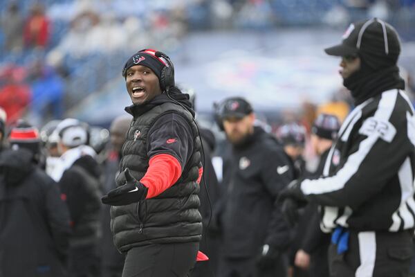 Houston Texans coach DeMeco Ryans yells to an official during the second half of an NFL football game against the Tennessee Titans Sunday, Jan. 5, 2025, in Nashville, Tenn. (AP Photo/John Amis)