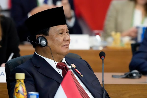 Indonesia's President Prabowo Subianto attends the G20 Summit leaders meeting in Rio de Janeiro, Monday, Nov. 18, 2024. (AP Photo/Eraldo Peres)