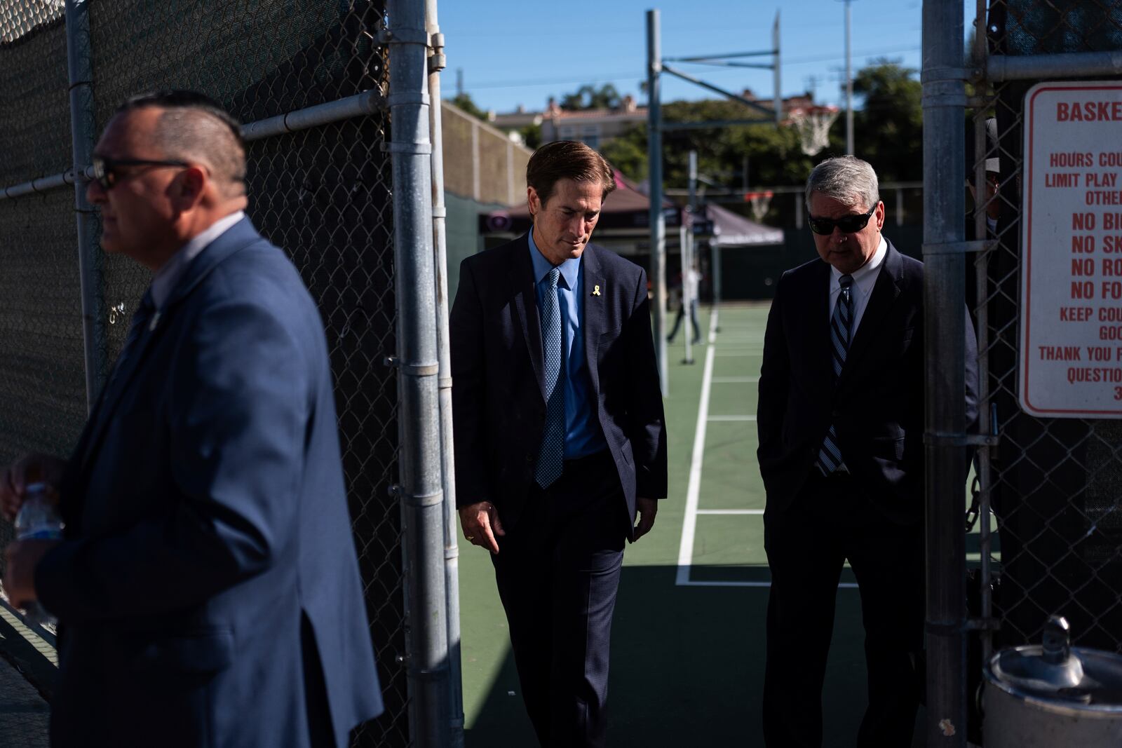 Nathan Hochman, the newly elected Los Angeles County district attorney, talks with Redondo Beach, Calif., city attorney Michael Webb, right, during a Housing Initiative Court session in Hermosa Beach, Calif., Wednesday, Nov. 13, 2024. (AP Photo/Jae C. Hong)