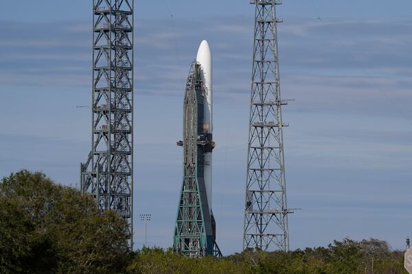 The Blue Origin New Glenn rocket stands ready on Launch Complex 36 at the Cape Canaveral Space Force Station, Saturday, Jan. 11, 2025, in Cape Canaveral, Fla. (AP Photo/John Raoux)