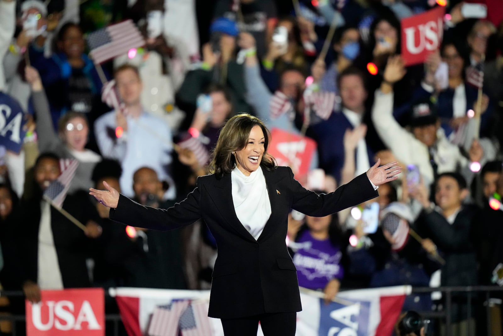 Democratic presidential nominee Vice President Kamala Harris arrives to deliver remarks during a campaign event at the Ellipse near the White House in Washington, Tuesday, Oct. 29, 2024. (AP Photo/Stephanie Scarbrough)